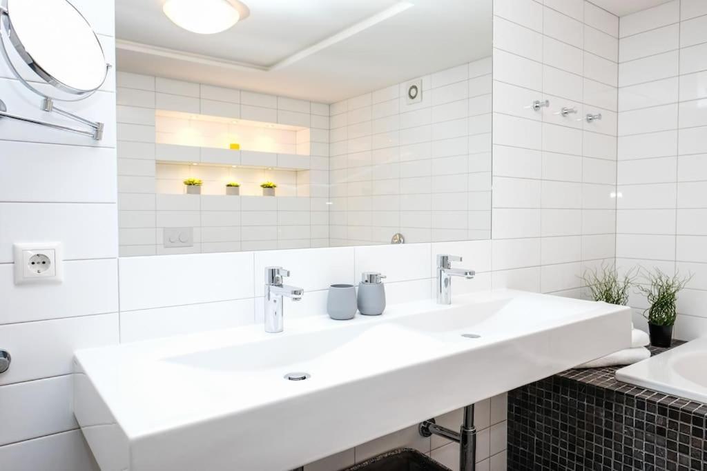 #Stayhere - Spacious Luxury Town Hall 3Bdr Apartment Vilnius Luaran gambar